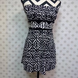 CLOSET CLOSING WHBM Bandeau Top